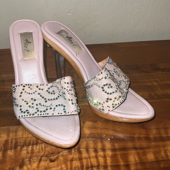 Vintage (2003) Alfies Swarovski Light Pink Heels. - Picture 2 of 11